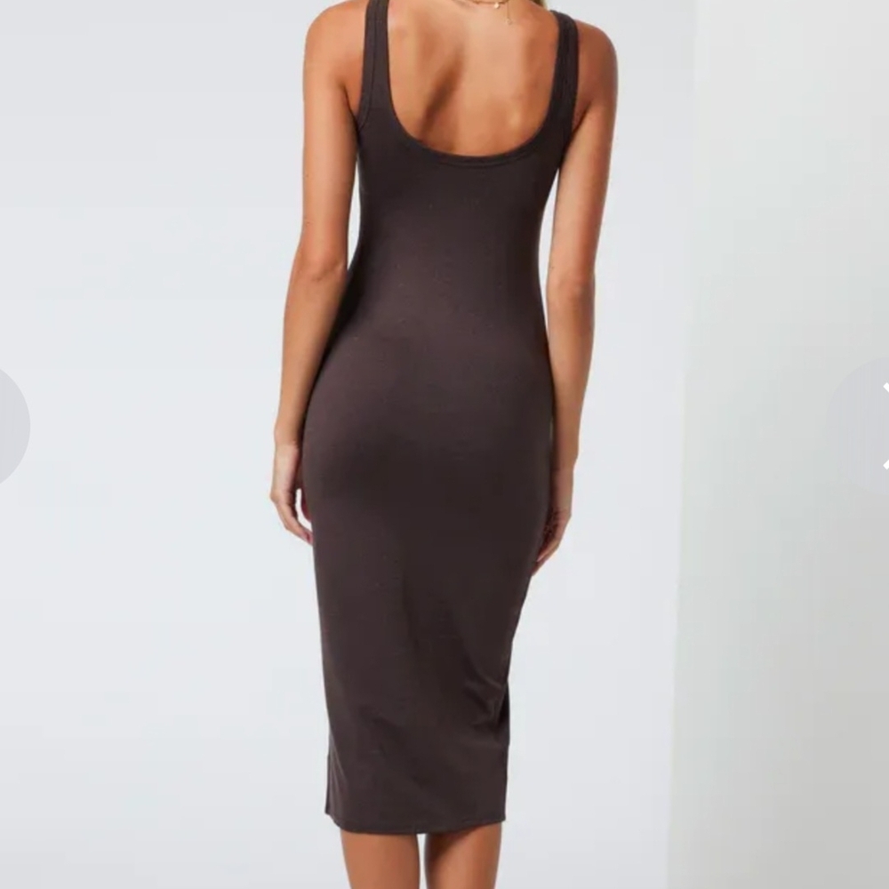 Vuori Halo Essential Midi Dress Java Heather